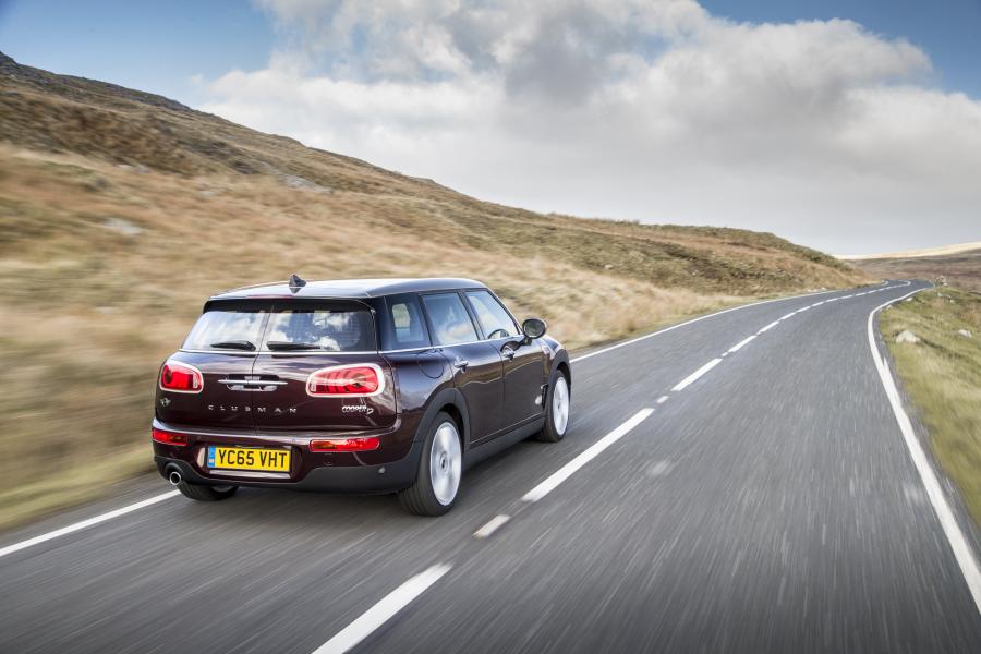  Mini Cooper D Clubman 2015 года  (UK) (фото 29 из 127)